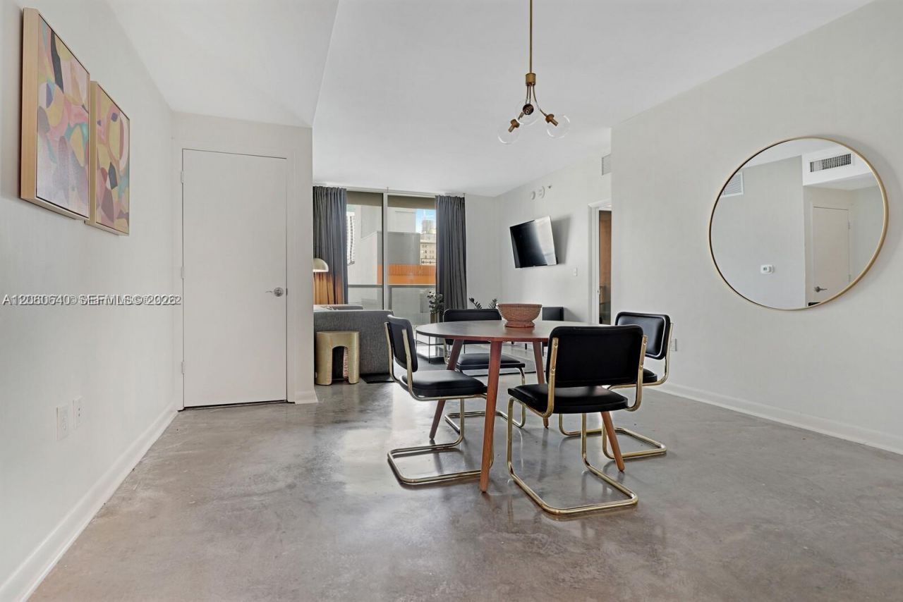 253 NE 2nd St , Unit 508, Miami, FL 33132 Photo