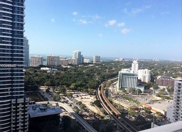 79 SW 12 St , Unit 3006S, Miami, FL 33131 Photo