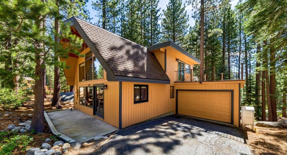 2160 Mewuk Drive, South Lake Tahoe, CA 96150 Photo