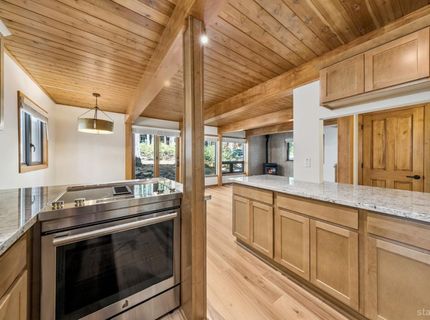 2160 Mewuk Drive, South Lake Tahoe, CA 96150 Photo