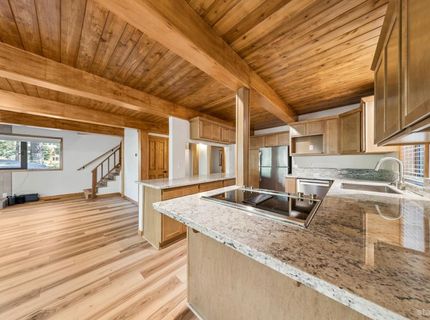 2160 Mewuk Drive, South Lake Tahoe, CA 96150 Photo