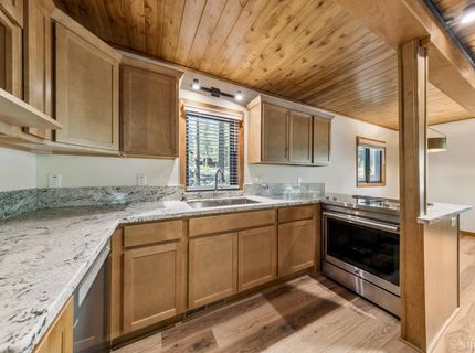 2160 Mewuk Drive, South Lake Tahoe, CA 96150 Photo