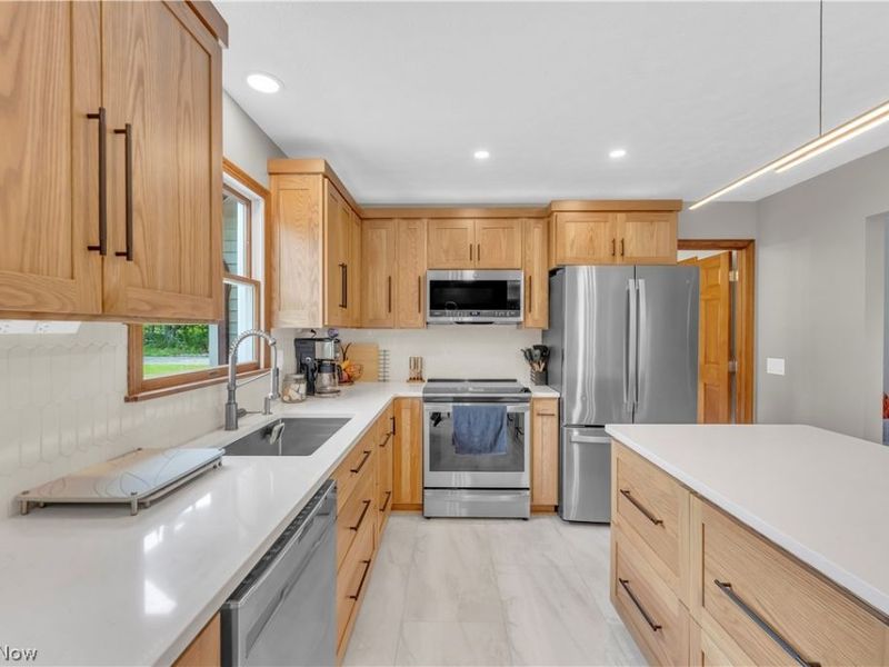 6999 Spencer Lake Road, Medina, OH 44256 Photo 6