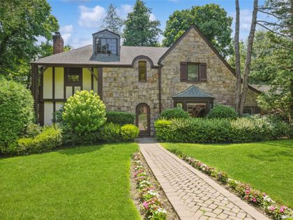 1 Winfield Terrace Great Neck, NY 11023