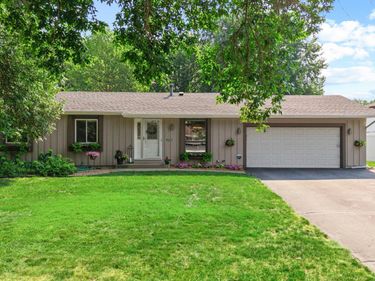 14682 Dunbar Court, Apple Valley, MN 55124