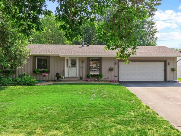 14682 Dunbar Court, Apple Valley, MN 55124