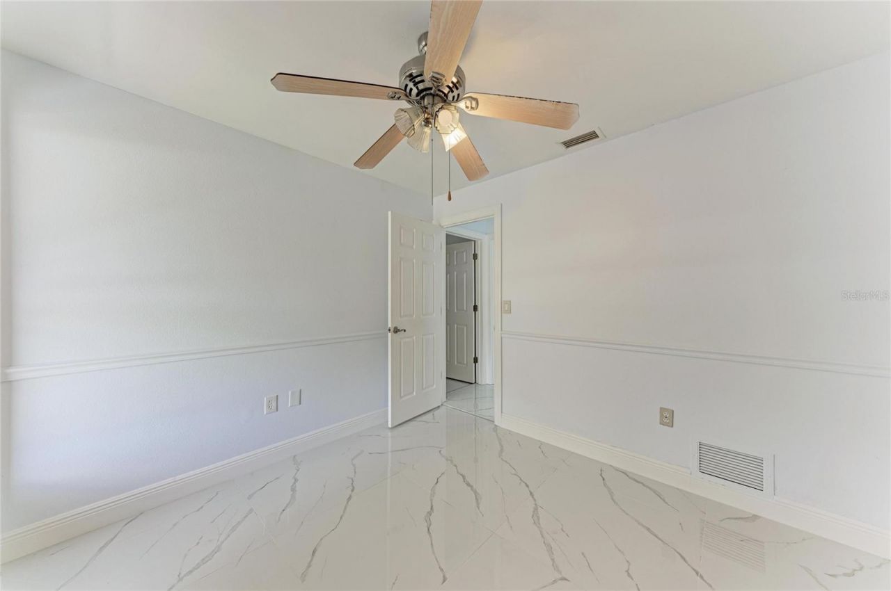 6540 Mauna Loa Boulevard, Sarasota, FL 34241 Photo