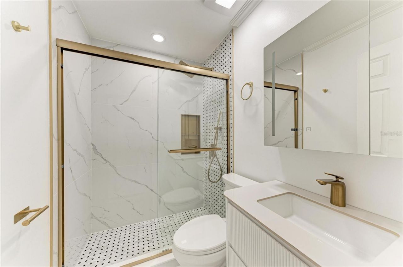 6540 Mauna Loa Boulevard, Sarasota, FL 34241 Photo