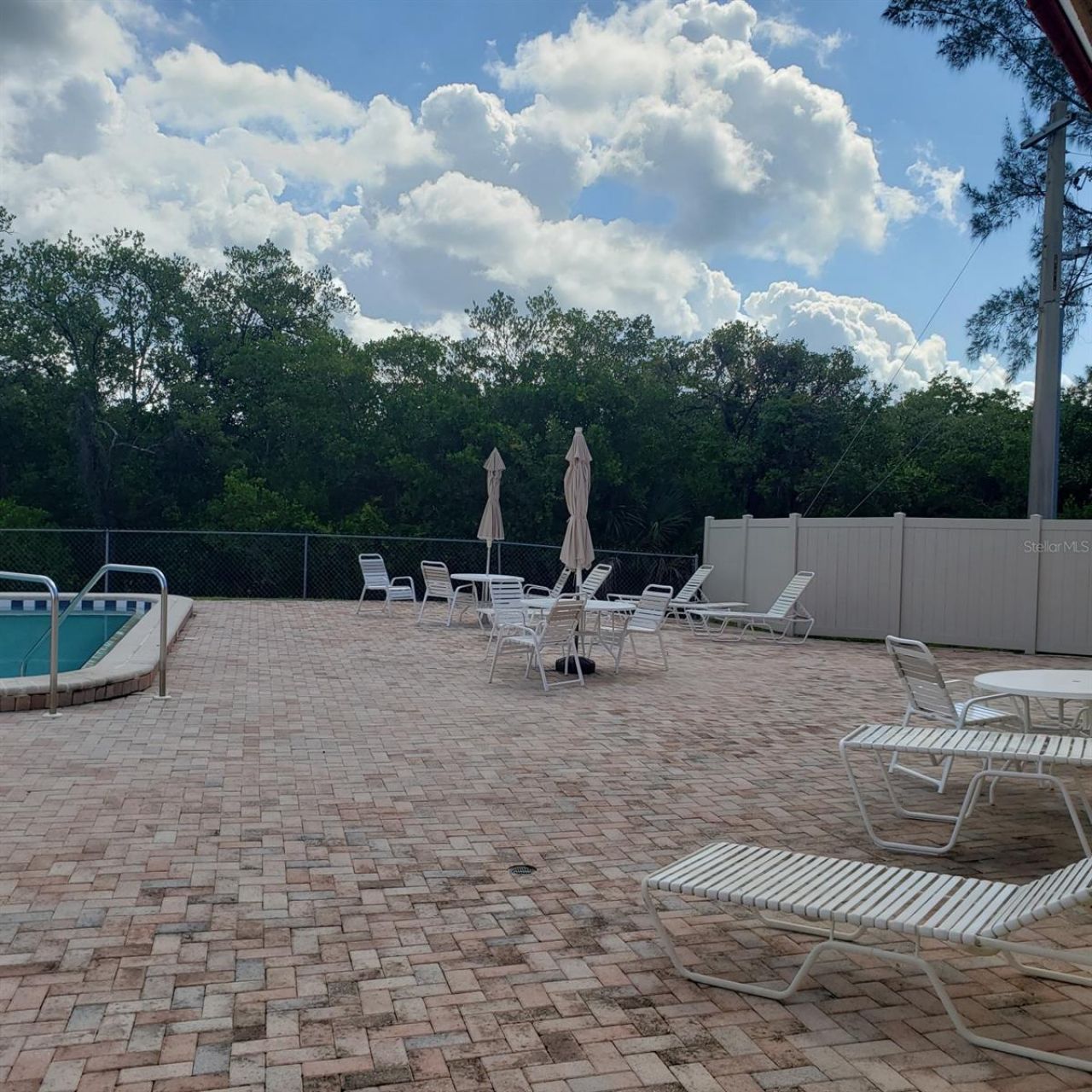 4214 El Dorado Cove, Unit V-10, Bradenton, FL 34210 Photo