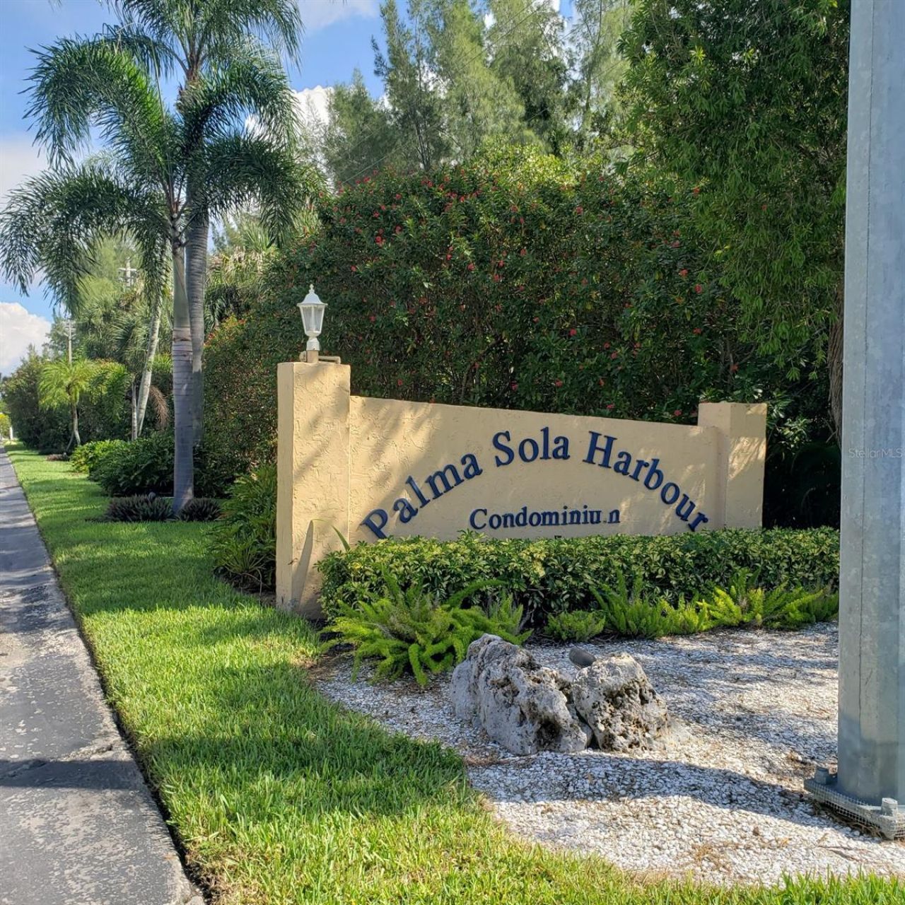 4214 El Dorado Cove, Unit V-10, Bradenton, FL 34210 Photo