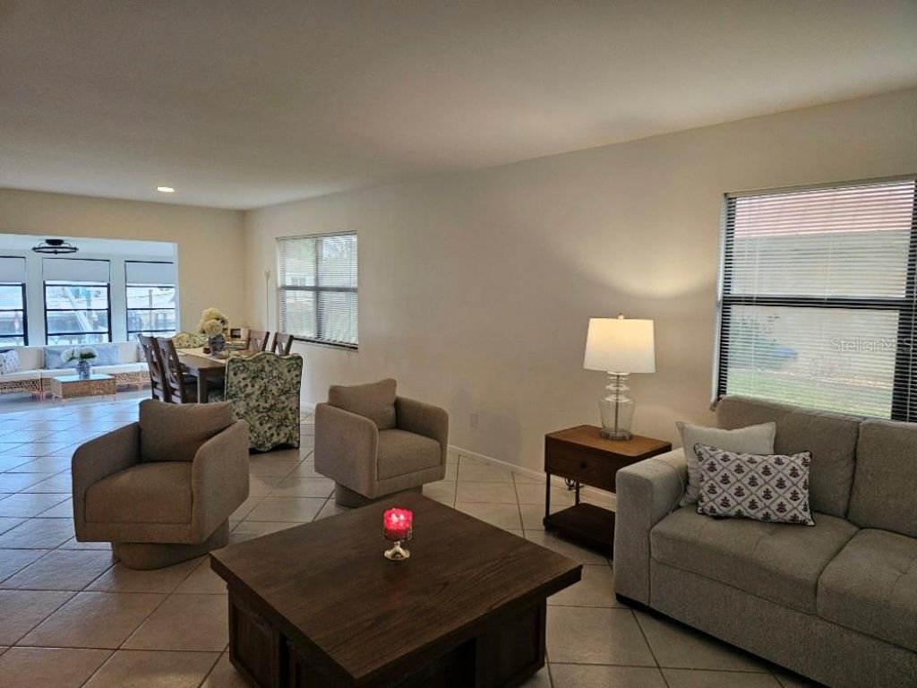 4214 El Dorado Cove, Unit V-10, Bradenton, FL 34210 Photo