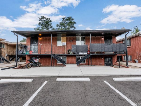 8726 W 54th Place , Arvada, CO 80002