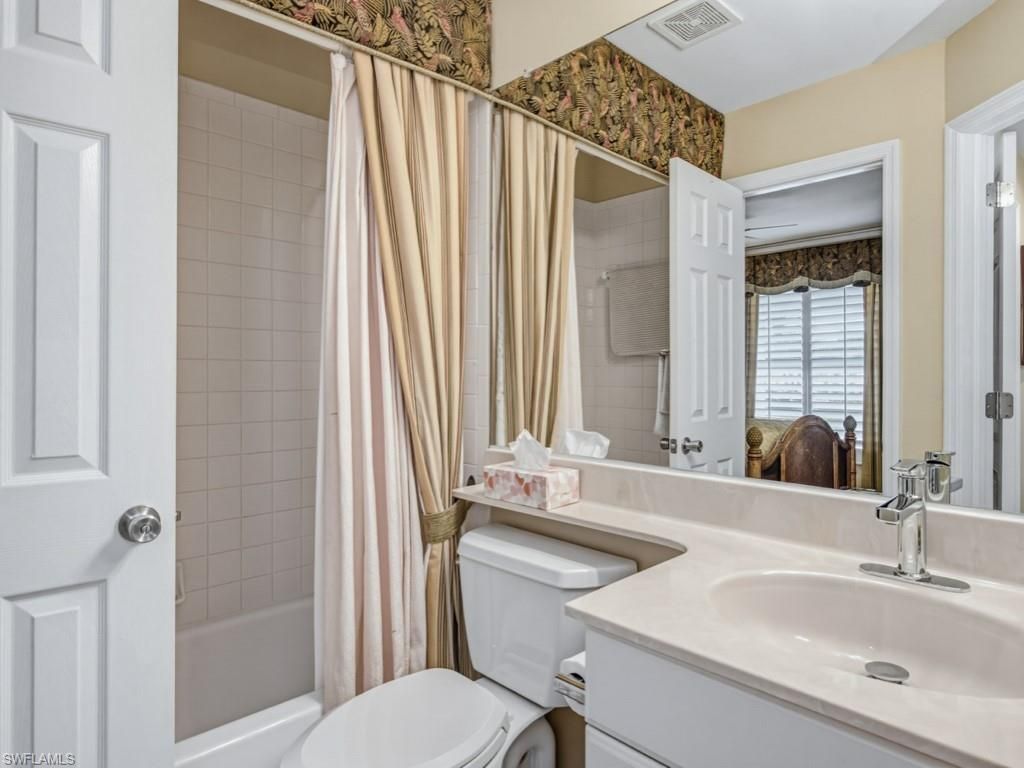 1045 Mainsail Dr, Unit 413, Naples, FL 34114 Photo