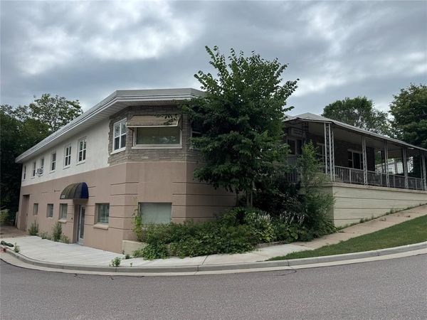 1305 Woodland Avenue, Unit 1-6, Eau Claire, WI 54701