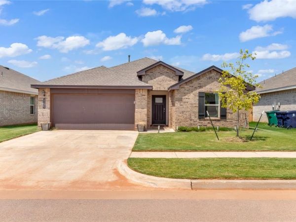 11605 SW 27th Street, Yukon, OK 73099