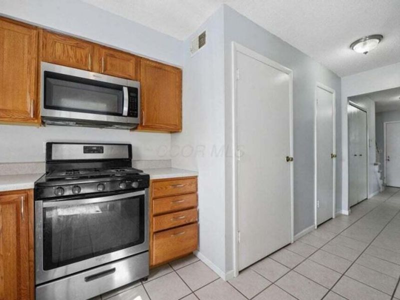6164 Stornoway Drive S, Unit 6164, Columbus, OH 43213 Photo 12