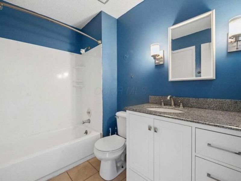6164 Stornoway Drive S, Unit 6164, Columbus, OH 43213 Photo 19