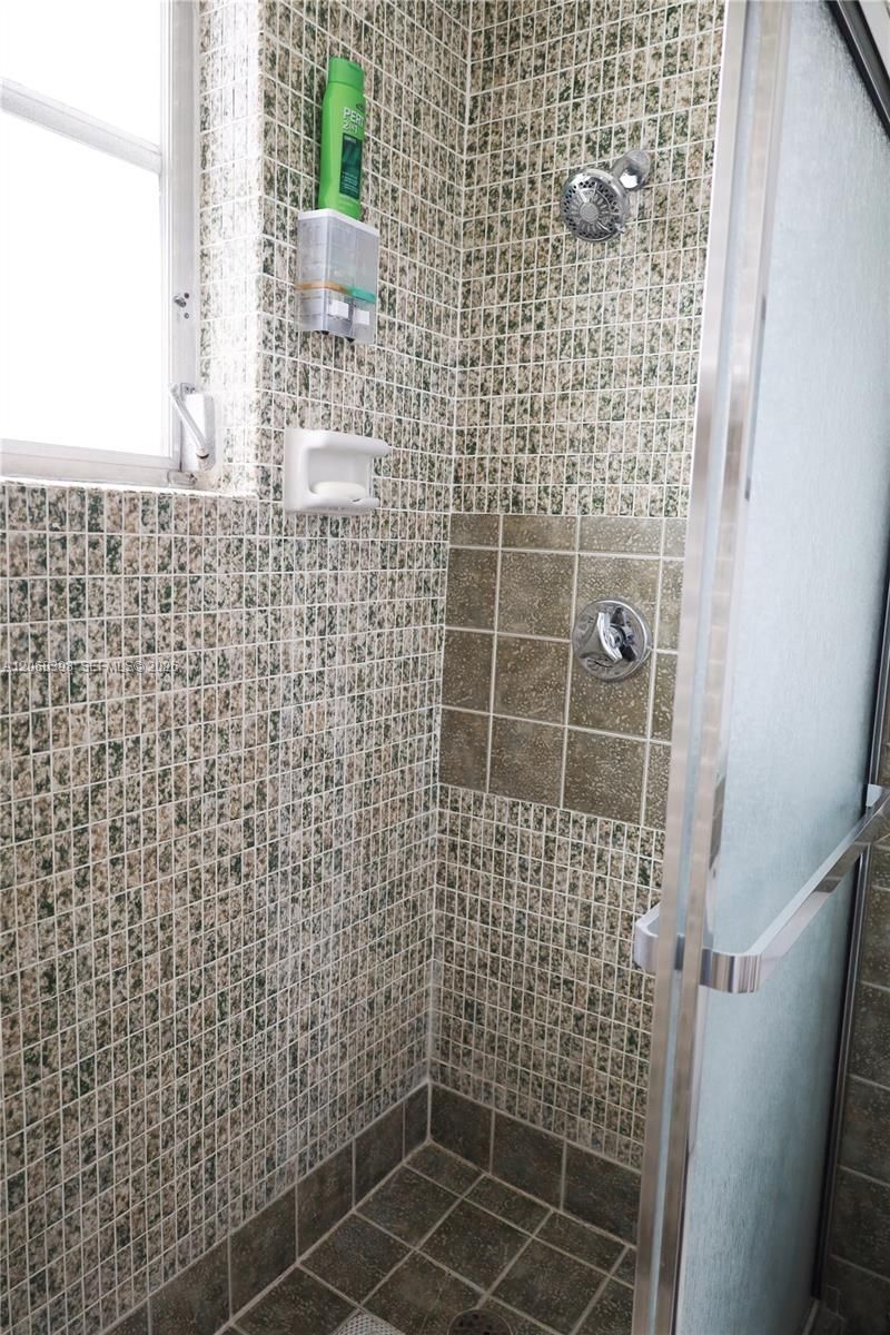 1501 NE Miami Gardens Dr, Unit 351, Miami, FL 33179 Photo