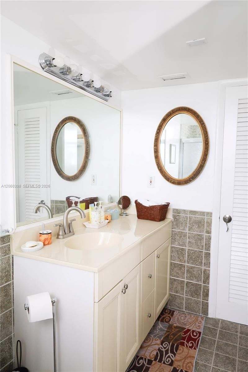 1501 NE Miami Gardens Dr, Unit 351, Miami, FL 33179 Photo