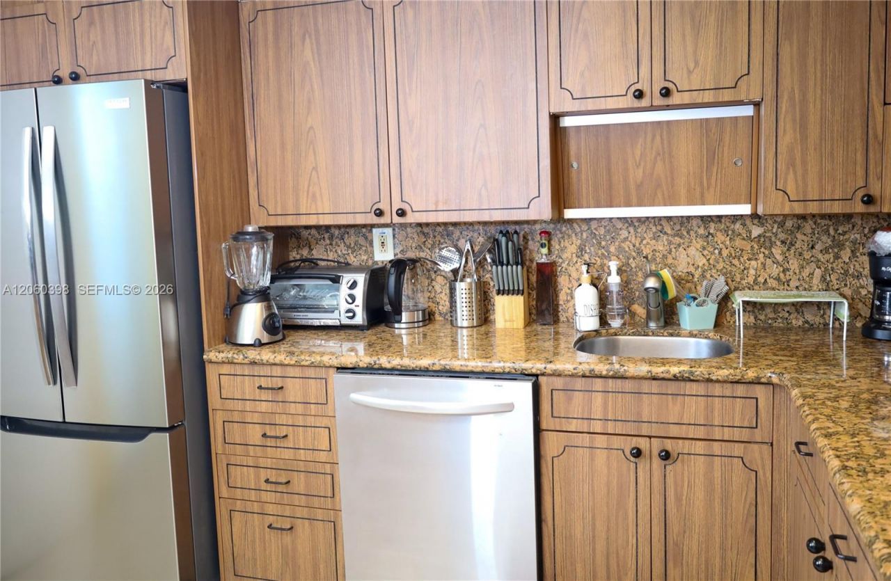 1501 NE Miami Gardens Dr, Unit 351, Miami, FL 33179 Photo