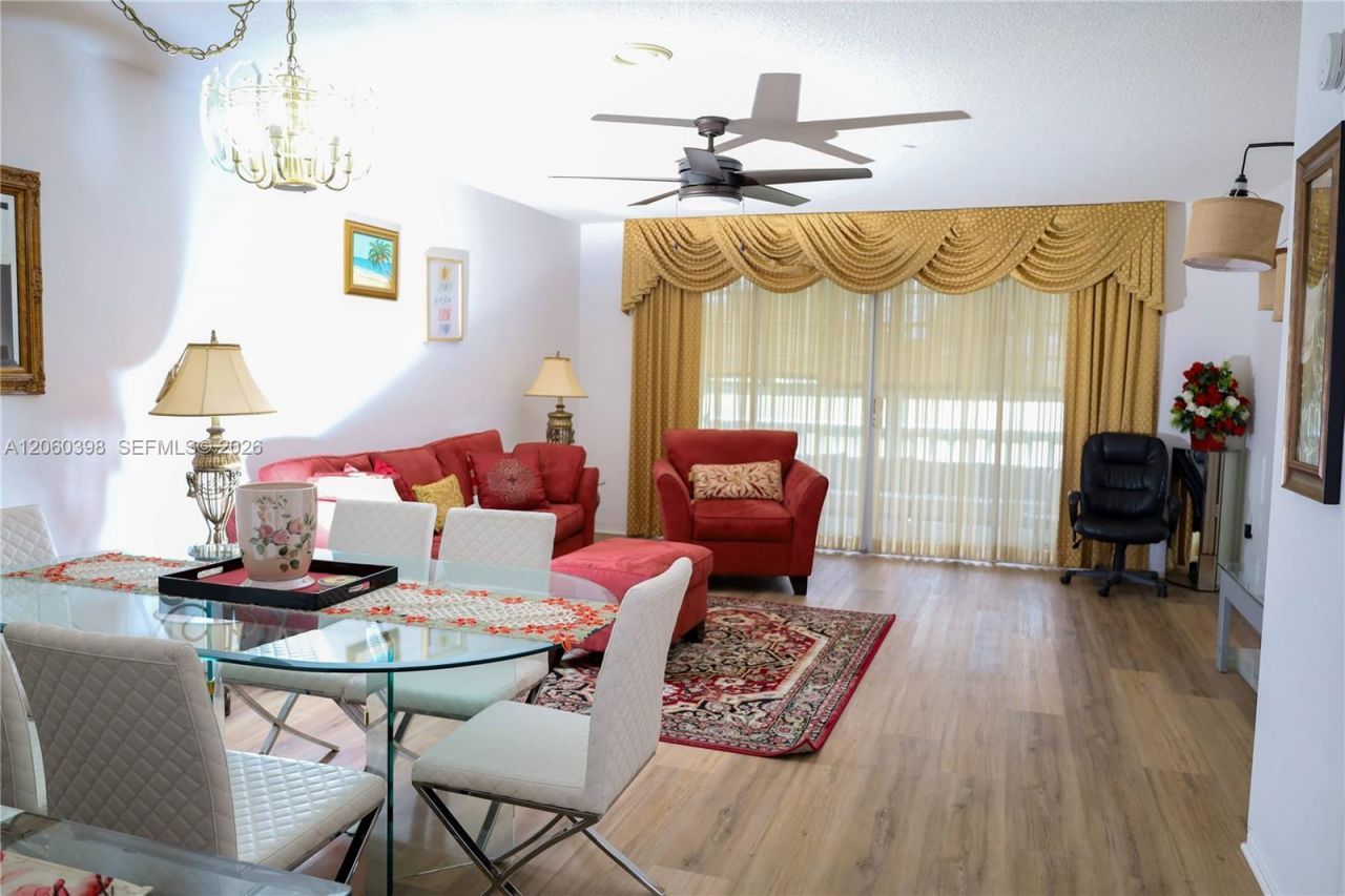 1501 NE Miami Gardens Dr, Unit 351, Miami, FL 33179 Photo