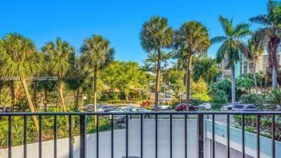200 Leslie Dr, Unit 329, Hallandale Beach, FL 33009 Photo