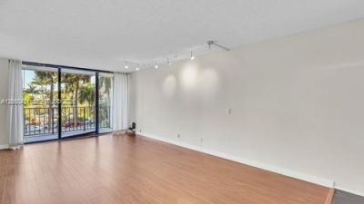 200 Leslie Dr, Unit 329, Hallandale Beach, FL 33009 Photo