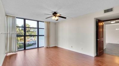 200 Leslie Dr, Unit 329, Hallandale Beach, FL 33009 Photo