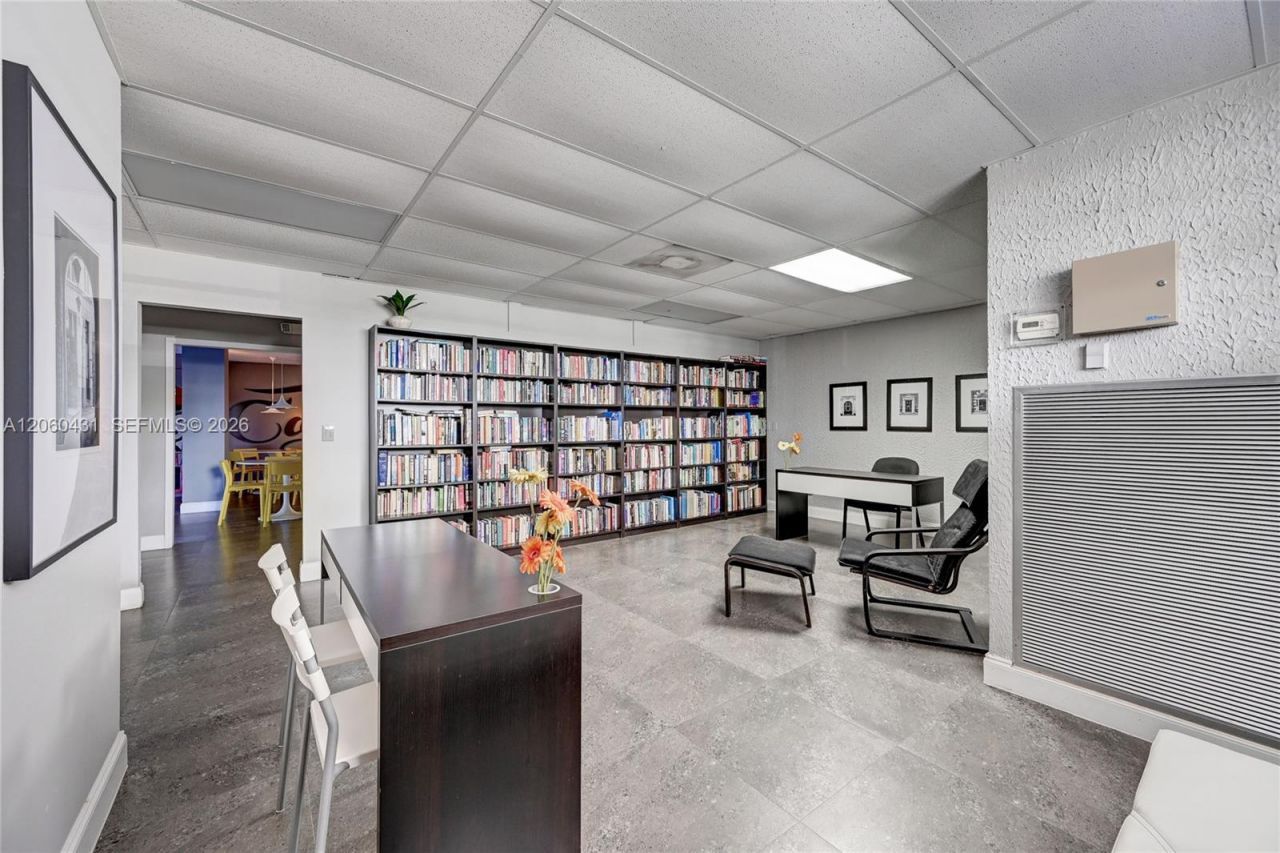 200 Leslie Dr, Unit 329, Hallandale Beach, FL 33009 Photo