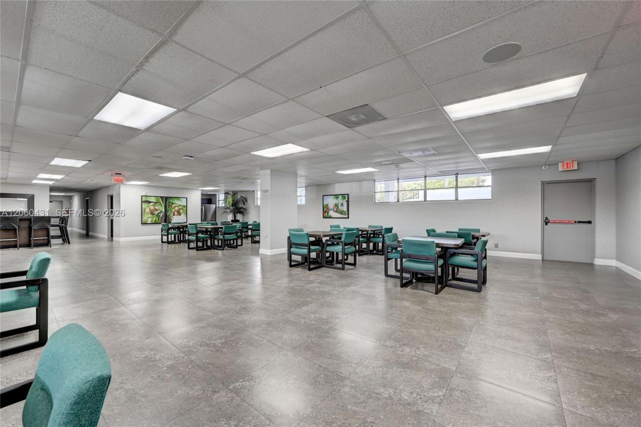 200 Leslie Dr, Unit 329, Hallandale Beach, FL 33009 Photo