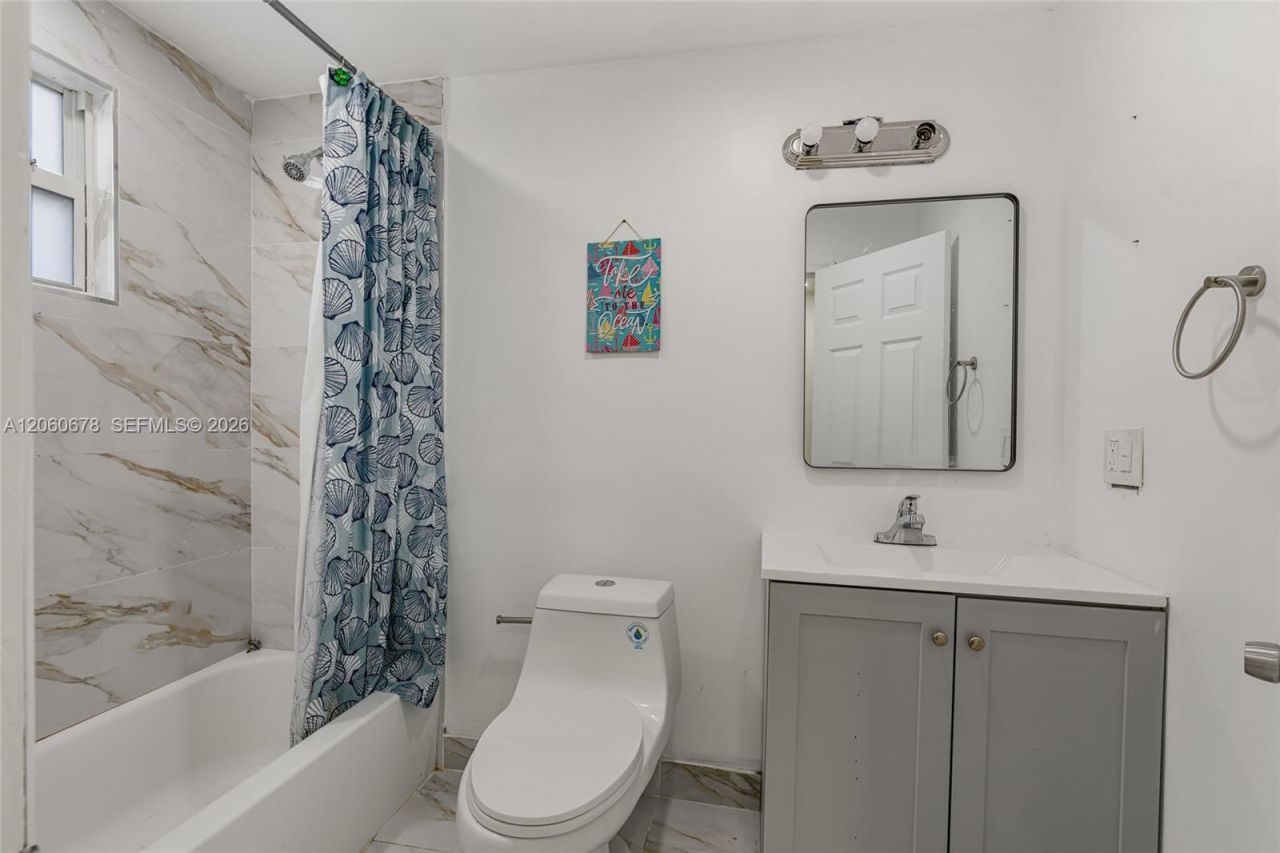 2290 Rutland St, Unit 2290, Opa Locka, FL 33054 Photo