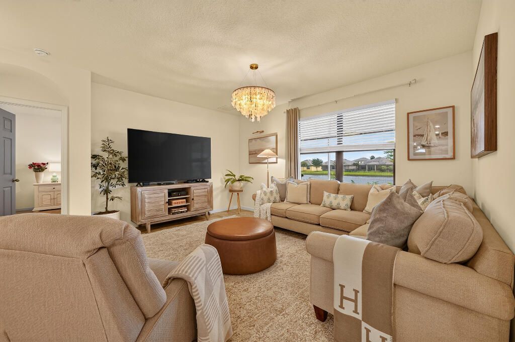 6282 NW Regent Street, Port Saint Lucie, FL 34983 Photo