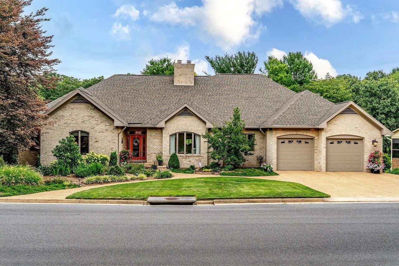 231 Divot Dr, Harrisonburg, VA 22802 Main Photo