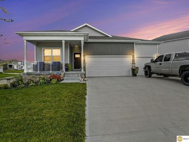 17511 Virginia Street, Omaha, NE 68136