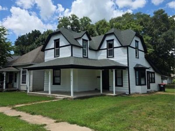 315 W 3rd Avenue, Garnett, KS 66032