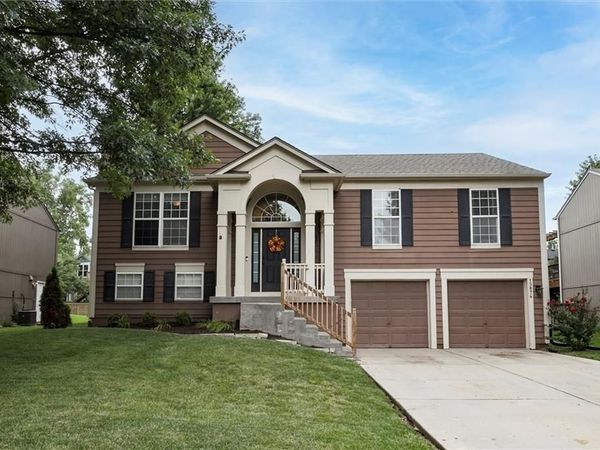 15874 W 158th Street, Olathe, KS 66062