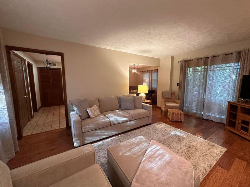 605 Oakwood Drive , Bellefontaine, OH 43311 Photo 2