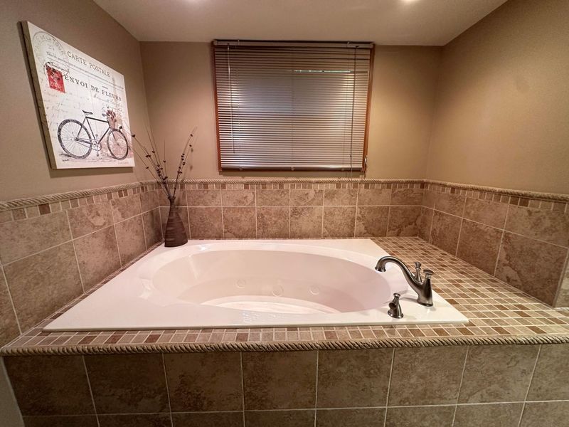 605 Oakwood Drive , Bellefontaine, OH 43311 Photo 25