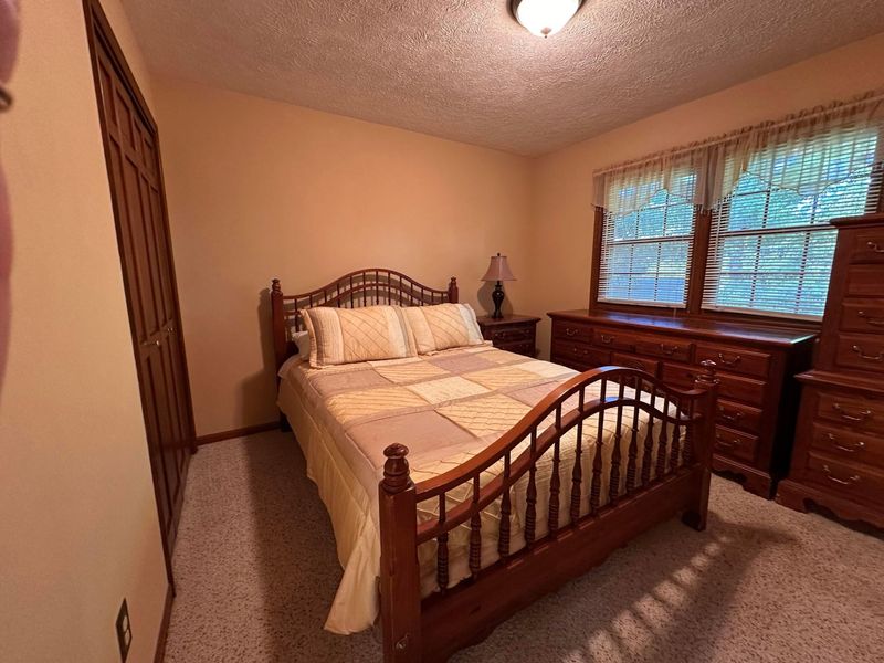 605 Oakwood Drive , Bellefontaine, OH 43311 Photo 27