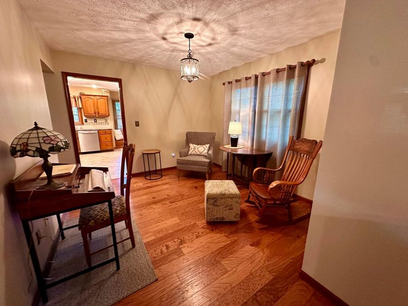 605 Oakwood Drive , Bellefontaine, OH 43311 Photo 6