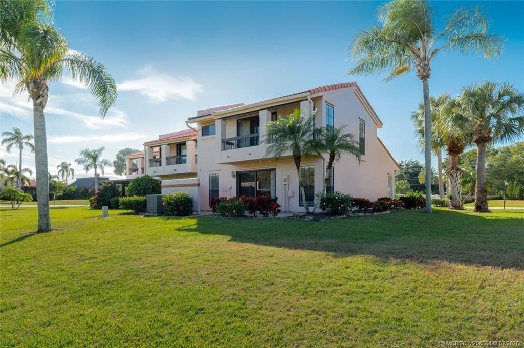 3307 SE Sandpiper Circle, Port Saint Lucie, FL 34952 Photo