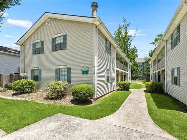 713 HEAVENS Drive , Unit 4, Mandeville, LA 70471