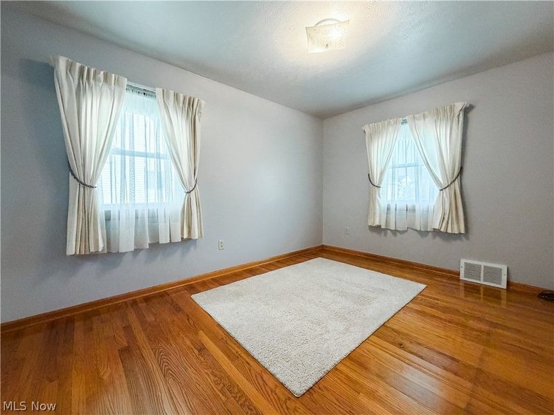 15357 Rademaker Boulevard , Brook Park, OH 44142 Photo 11