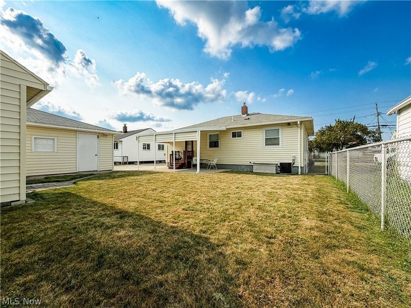 15357 Rademaker Boulevard , Brook Park, OH 44142 Photo 24