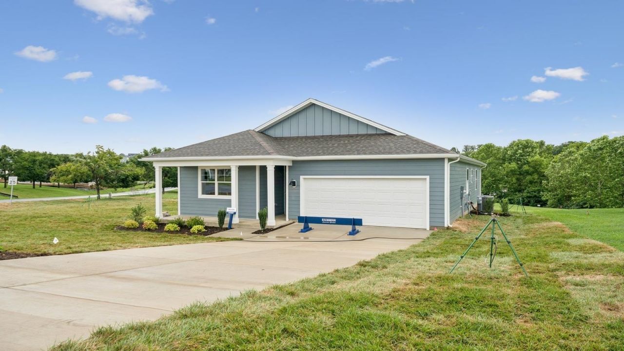289 Heather Ln, Staunton, VA 24401 Main Photo