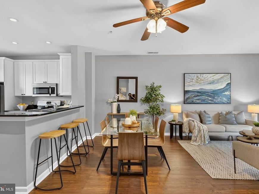 2002 Peggy Stewart Way, Unit 205, Annapolis, MD 21401 Main Photo
