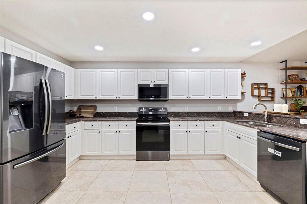 2462 14th Avenue N, Saint Petersburg, FL 33713 Photo