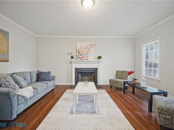 821 Lancaster Lane, Newport News, VA 23602