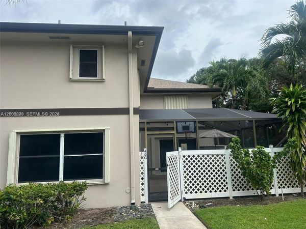 49 Essex Ct , Unit C, Royal Palm Beach, FL 33411