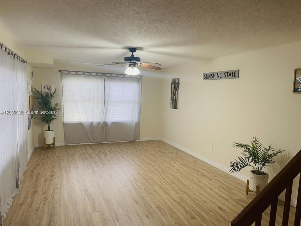 49 Essex Ct, Unit C, Royal Palm Beach, FL 33411 Photo